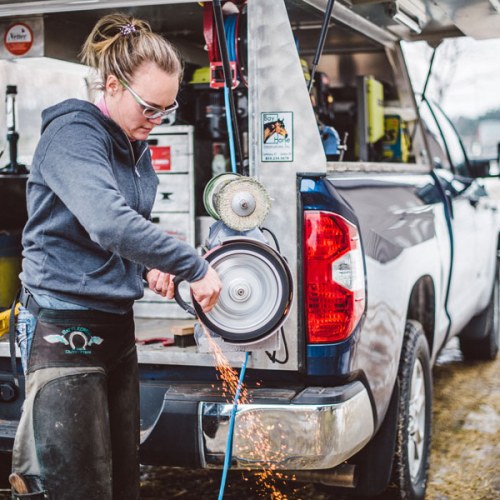 EM Farrier mobile grinding